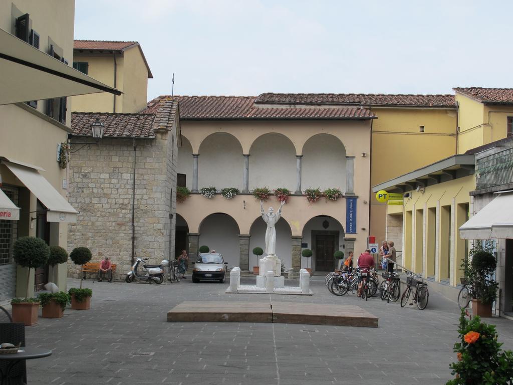 La Stagione Dell'Arte Apartment Camaiore Exterior photo
